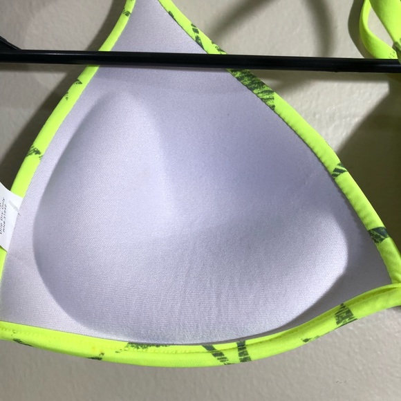 Neon-ish yellow bikini top w/ stars - Picture 5 of 7